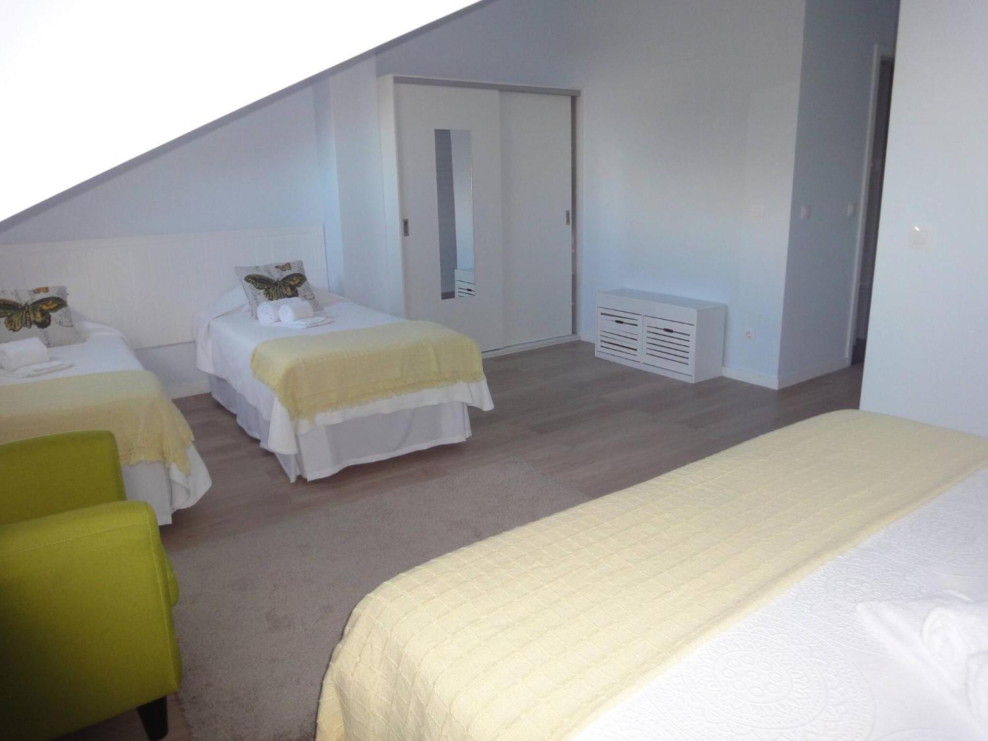 Apartamentos Almeida Garrett Ponta Delgada Exterior foto